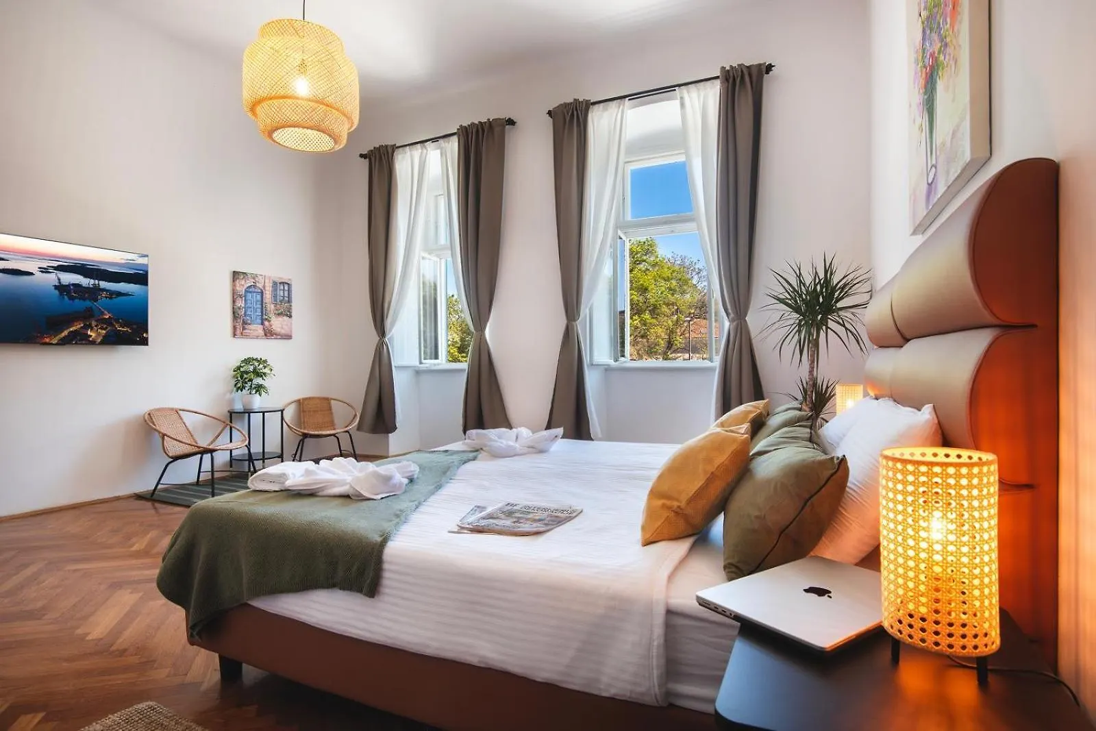 Aaa Apartments & Rooms With Free Private Parking 풀라