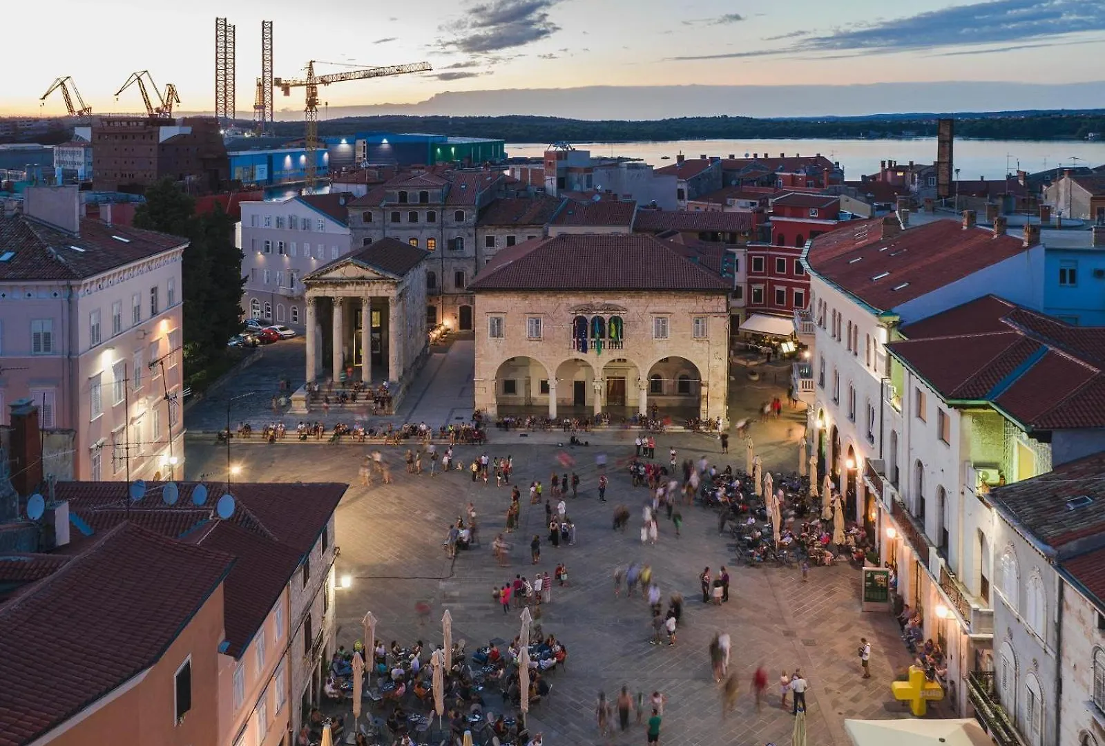 Aaa Apartments & Rooms With Free Private Parking Pula